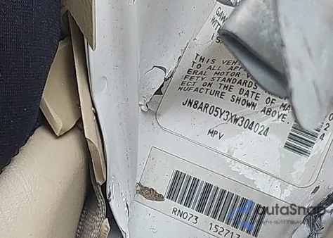 1999 Nissan Pathfinder Le/Se/Xe z USA, uszkodzony, nr VIN JN8AR05Y3XW304024